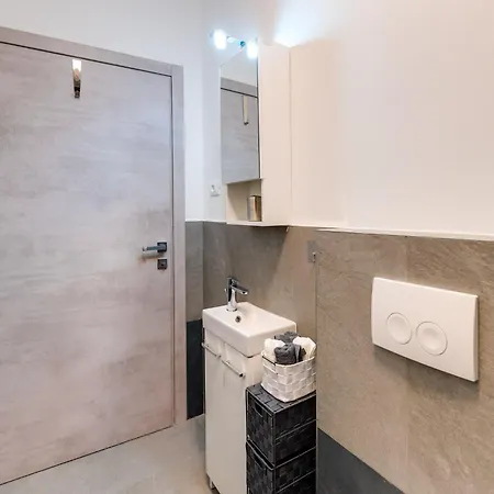 Apartment Baricevic - Two Bedroom With Balcony