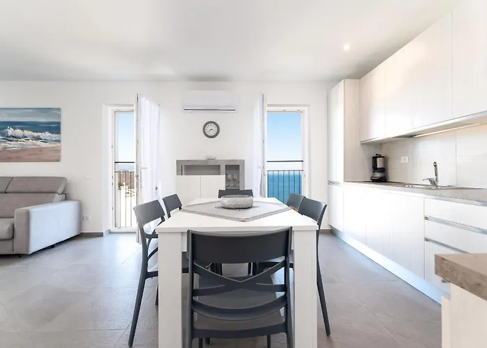 Baricevic - Two Bedroom With Balcony Appartement Opatija