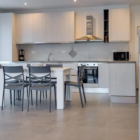 Lägenhet Baricevic - Two Bedroom With Balcony Opatija