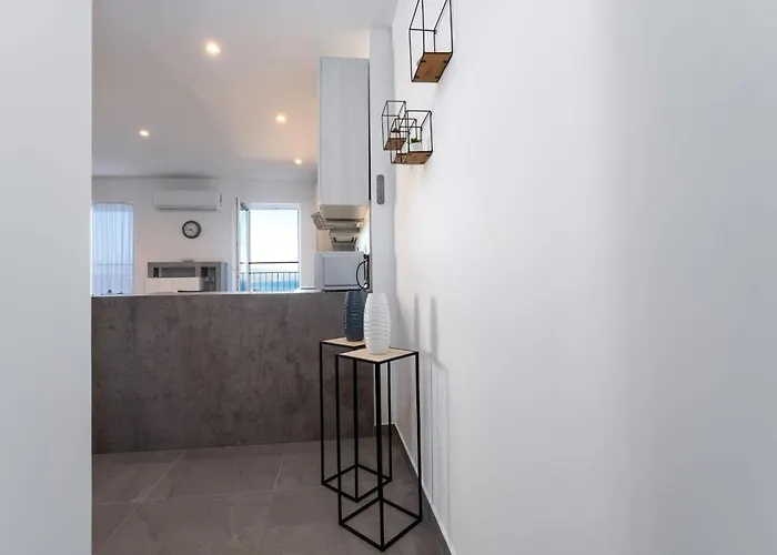 Baricevic - Two Bedroom With Balcony אופטיה