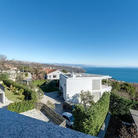 Baricevic - Two Bedroom With Balcony * Opatija